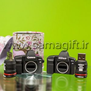 فلش مموری طرح دوربین Canon و Nikon